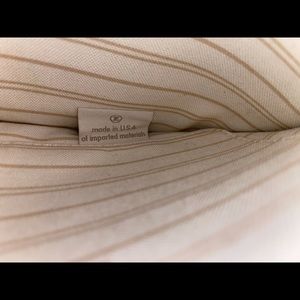 Louis Vuitton Neverfull MM pouch